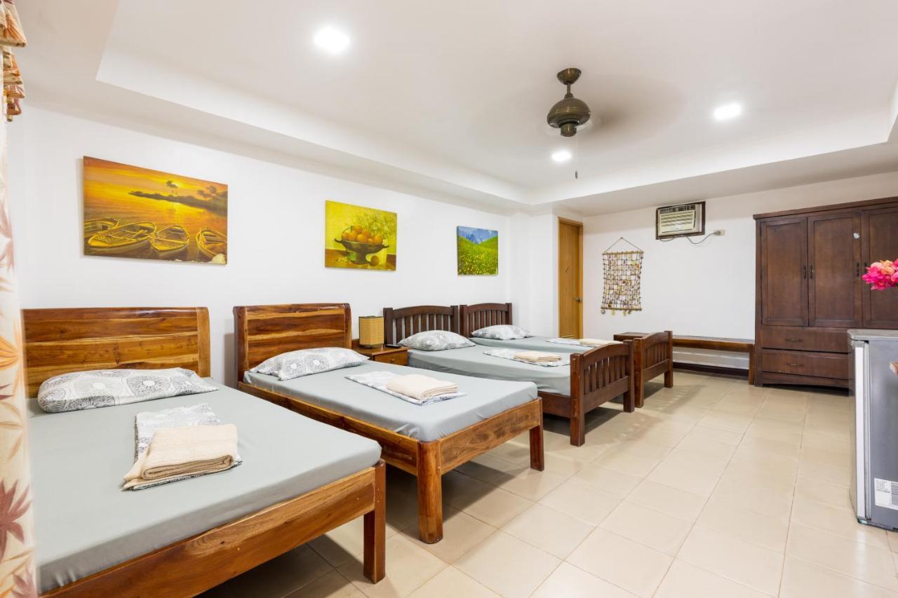 Marina Village Moalboal Kültér fotó