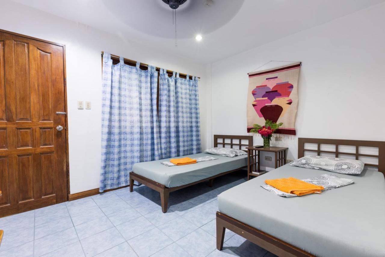 Marina Village Moalboal Kültér fotó
